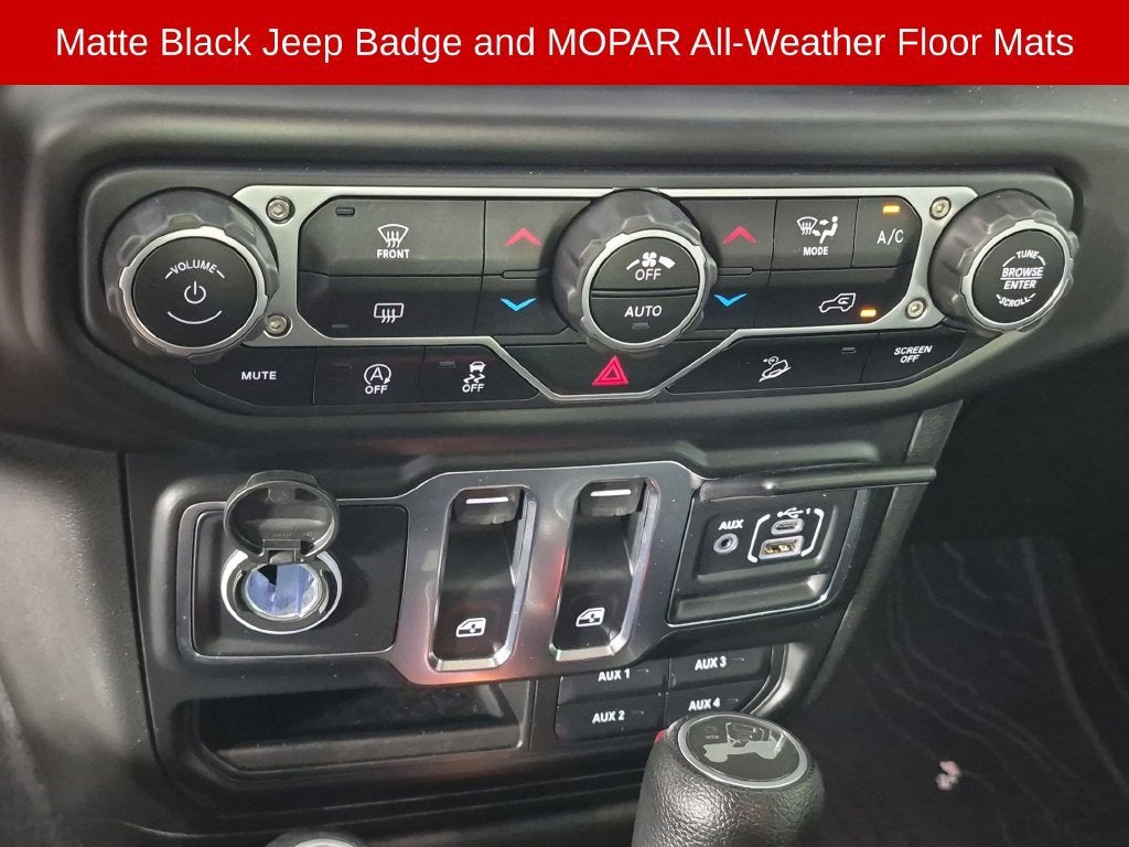 2021 Jeep Wrangler Willys - Photo 25
