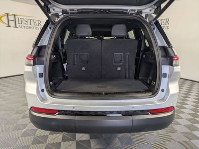 2024 Jeep Grand Cherokee L Altitude X 4x2