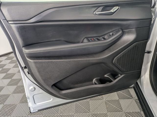 2024 Jeep Grand Cherokee L Altitude X 4x2