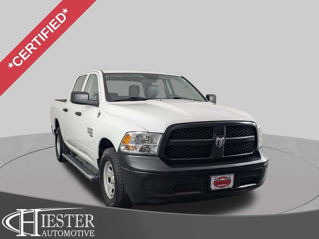 2024 RAM 1500 Classic Tradesman Crew Cab 4x2 5'7" Box