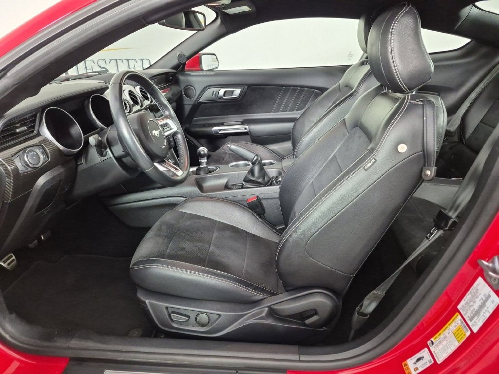 2020 Ford Mustang GT Premium - Photo 16