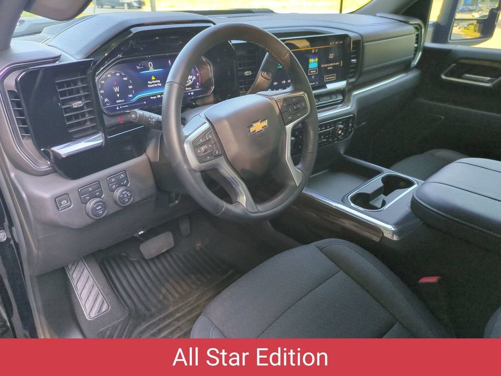 2025 Chevrolet Silverado 3500HD LT - Photo 16