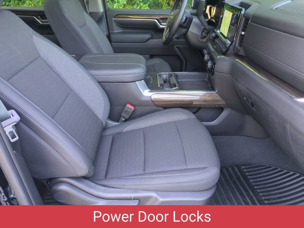 2025 Chevrolet Silverado 3500HD LT - Photo 36