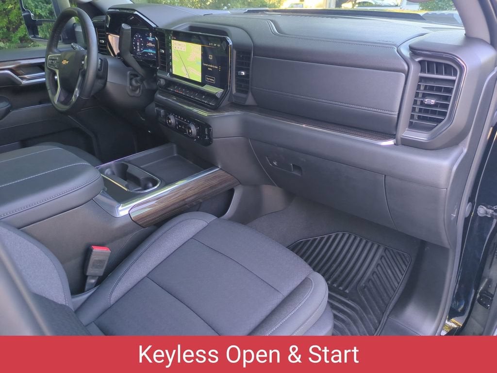 2025 Chevrolet Silverado 3500HD LT - Photo 37