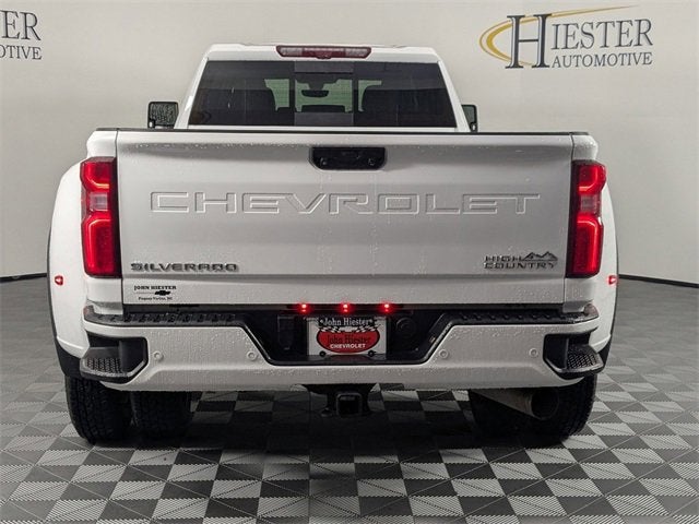 2022 Chevrolet Silverado 3500 HD High Country DRW
