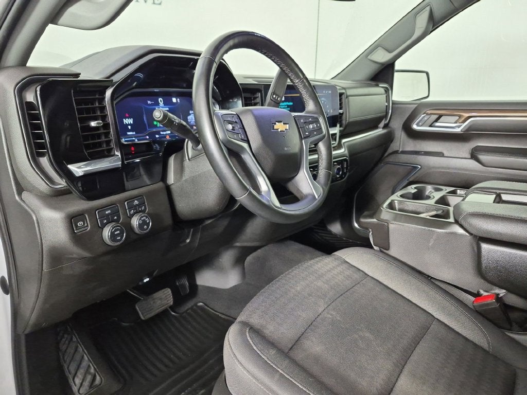 2023 Chevrolet Silverado 1500 LT - Photo 18