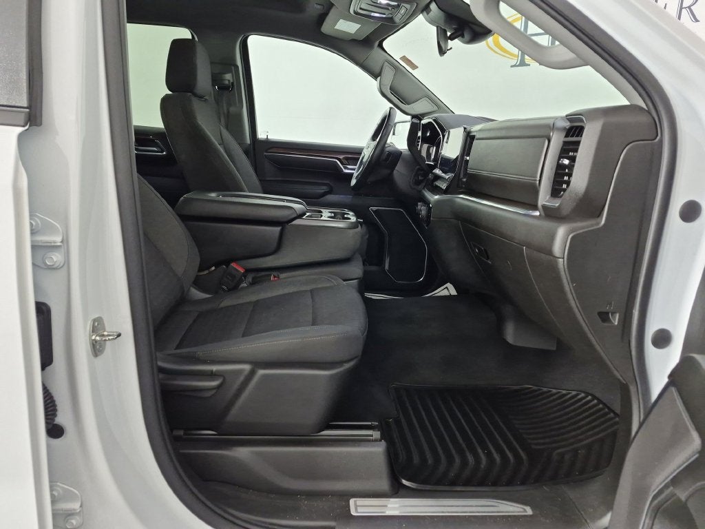 2023 Chevrolet Silverado 1500 LT - Photo 35