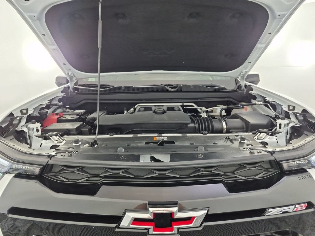 2025 Chevrolet Colorado ZR2 - Photo 42