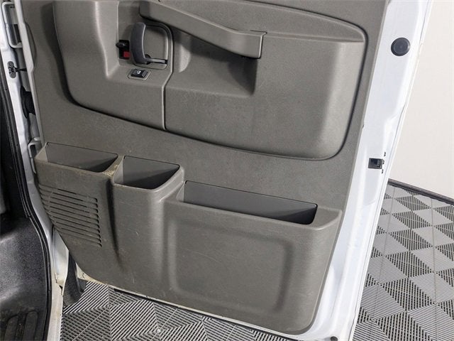 2022 Chevrolet Express Cargo 2500 WT