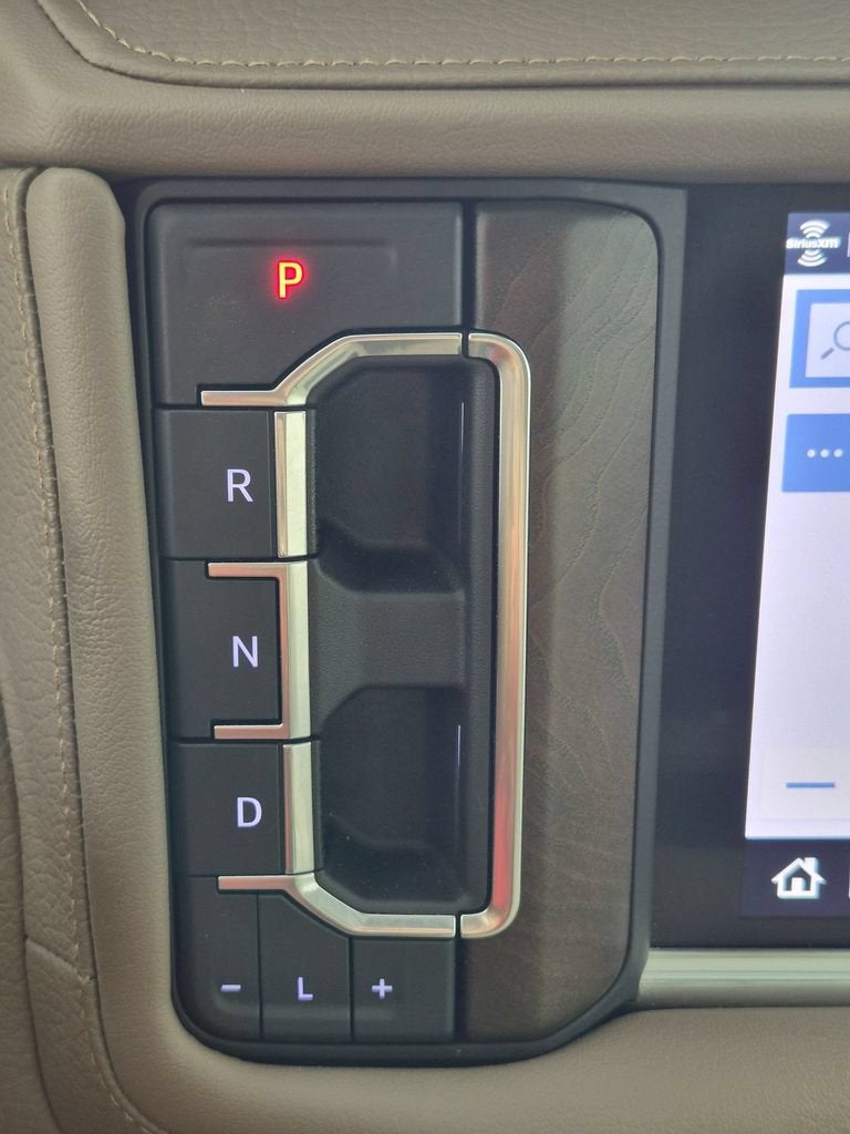 2021 GMC Yukon Denali - Photo 24