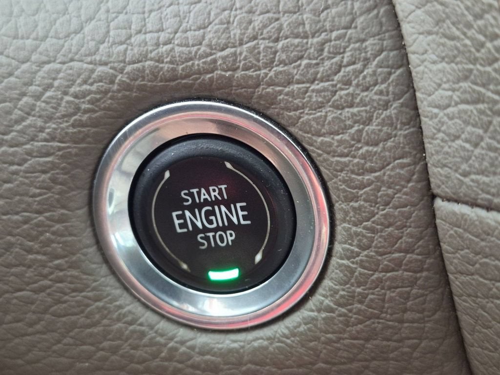 2021 GMC Yukon Denali - Photo 25