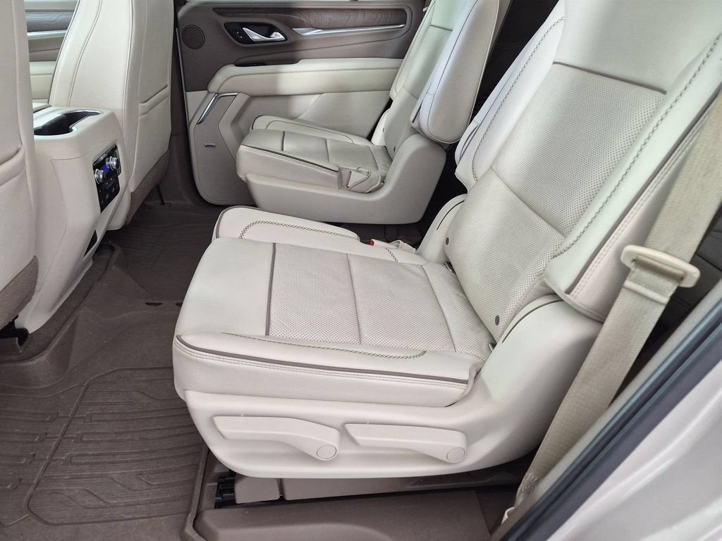 2021 GMC Yukon Denali - Photo 29