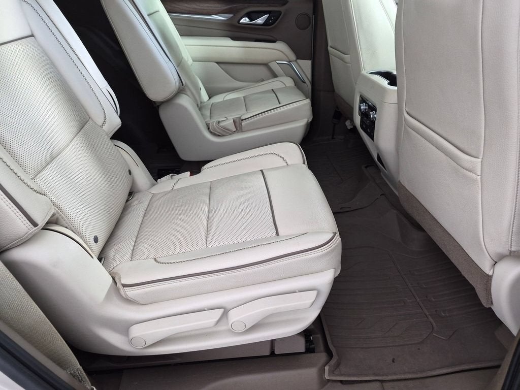 2021 GMC Yukon Denali - Photo 34
