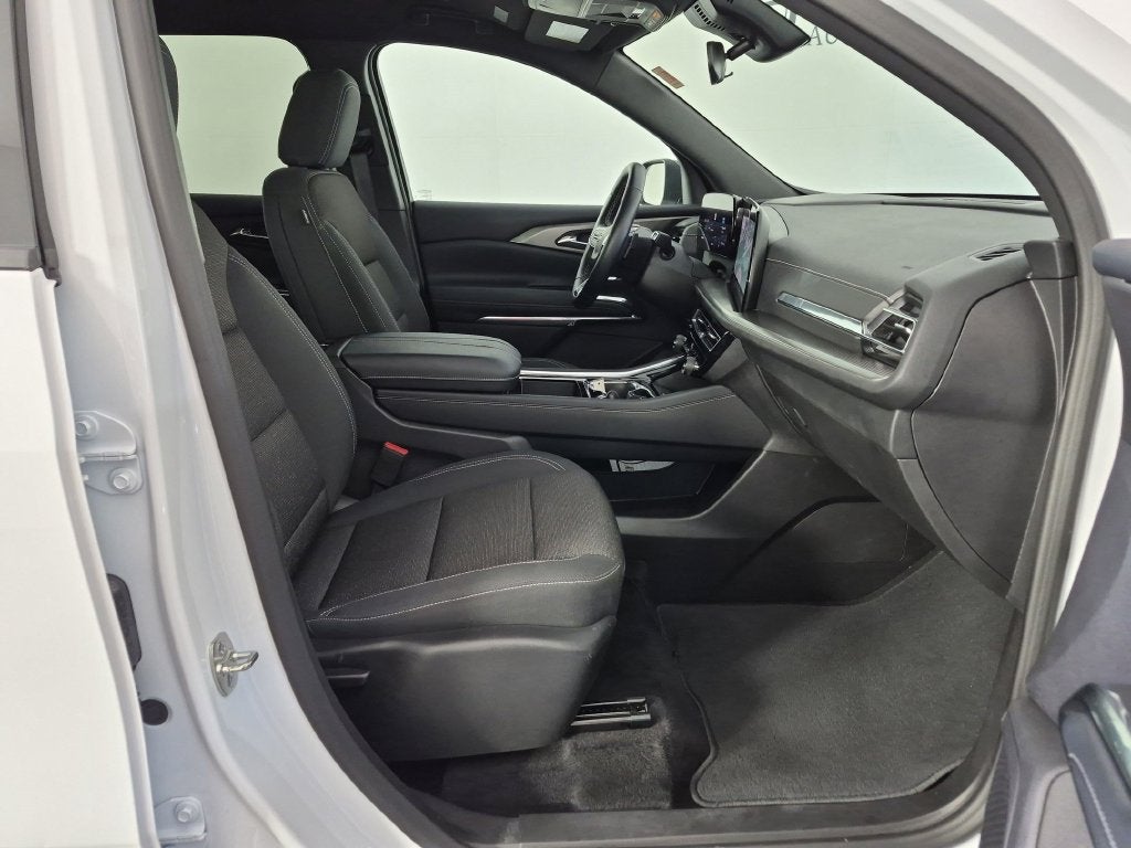 2026 Chevrolet Traverse LT - Photo 36
