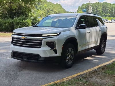 2027 Chevrolet Traverse LT