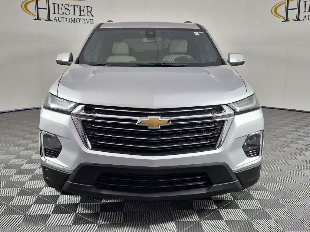 2022 Chevrolet Traverse LT Leather