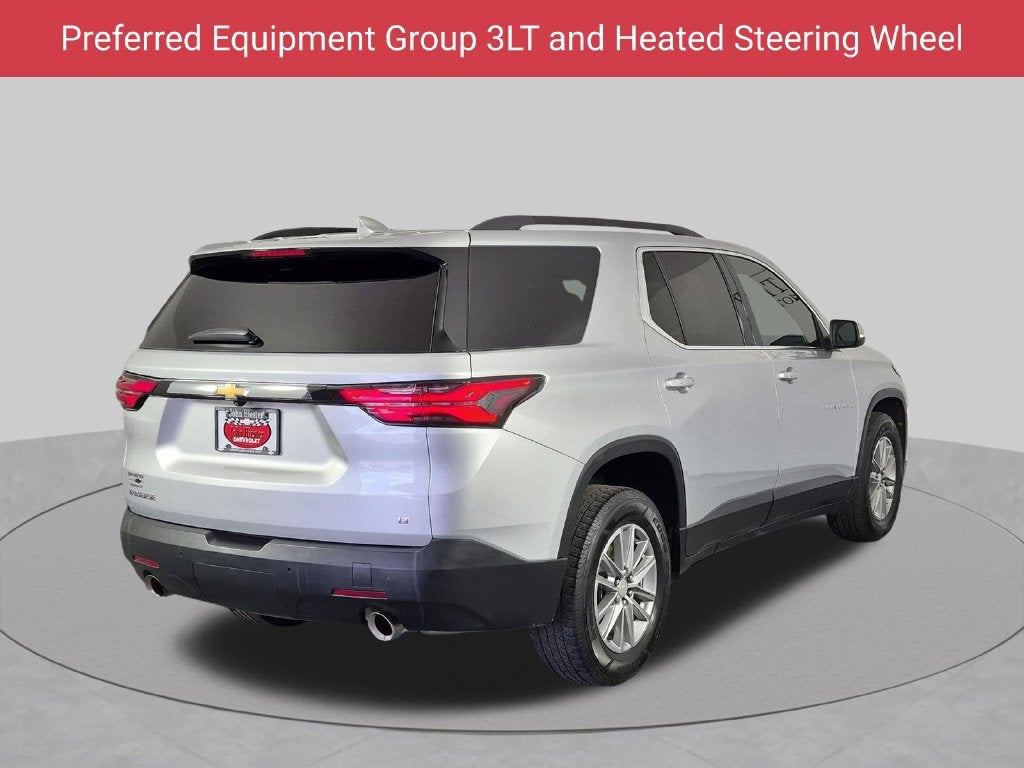 2022 Chevrolet Traverse LT Leather