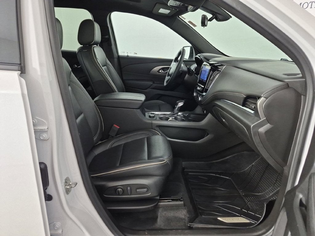 2023 Chevrolet Traverse Premier - Photo 37