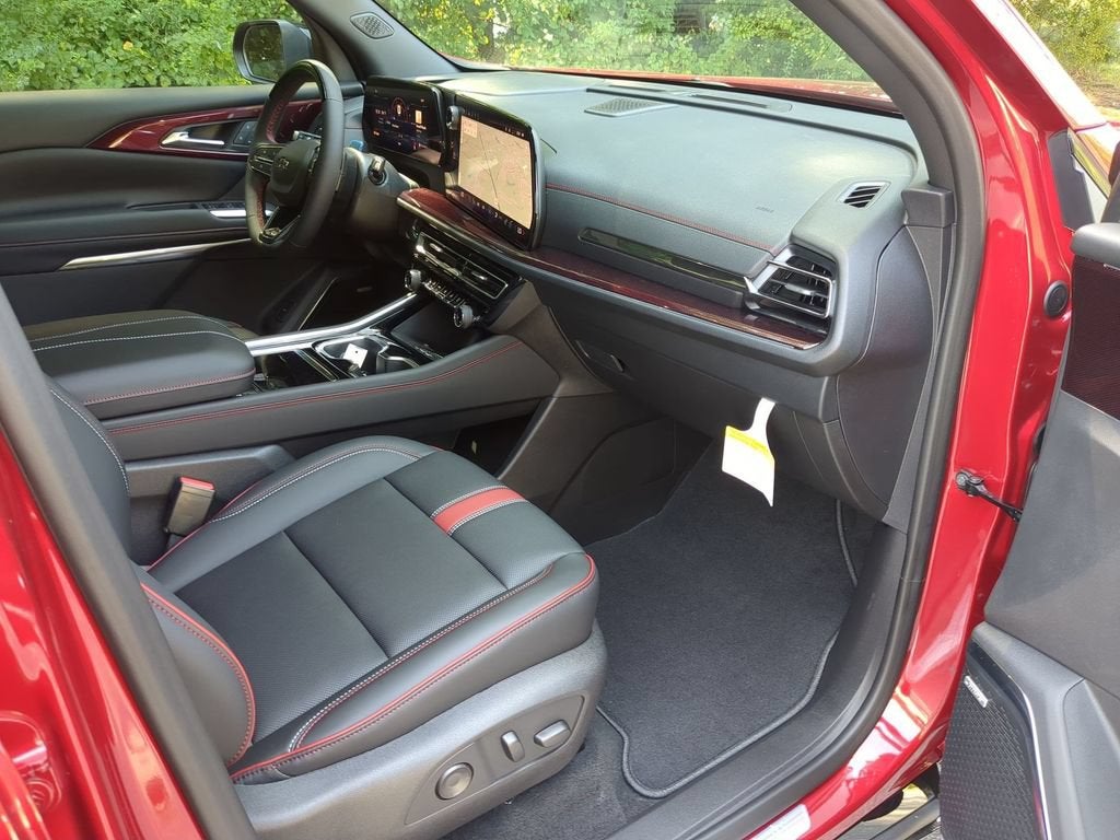 2027 Chevrolet Traverse RS