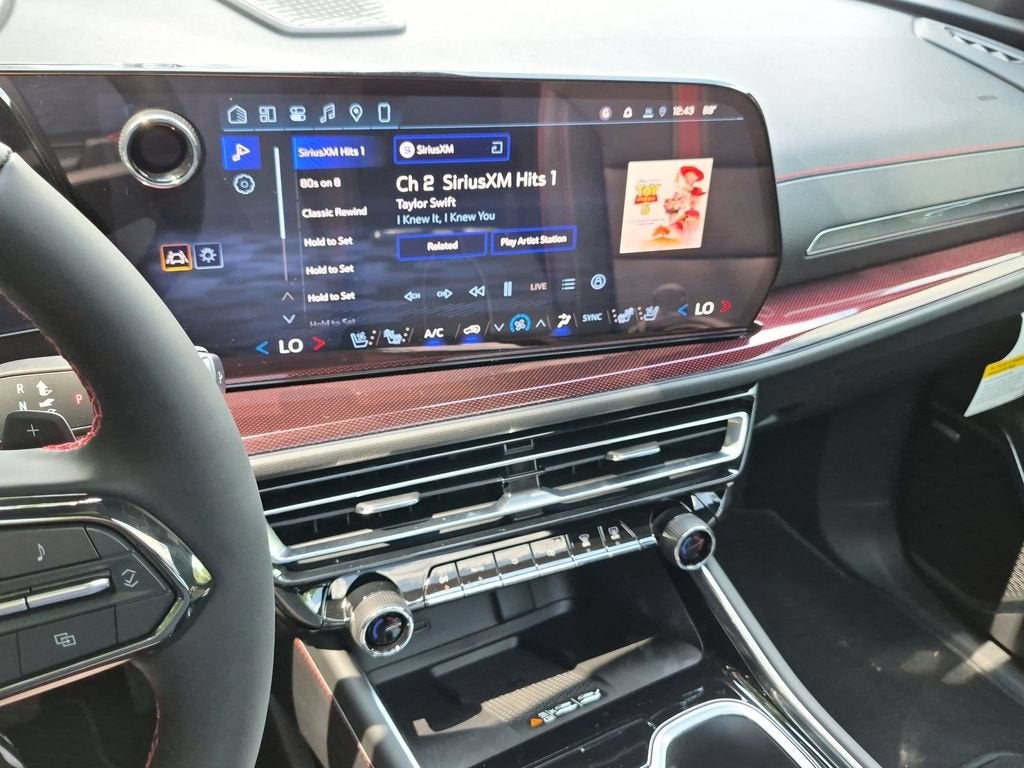 2027 Chevrolet Traverse RS
