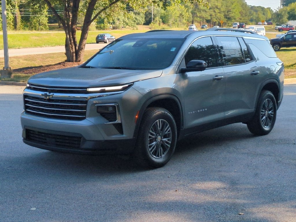2027 Chevrolet Traverse LT