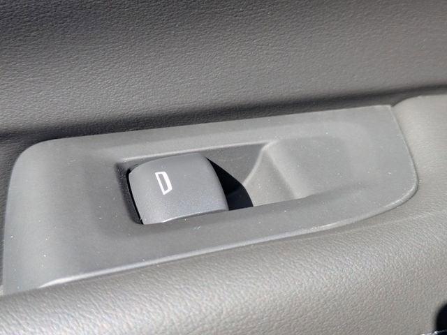2026 Chevrolet Suburban LS - Photo 25