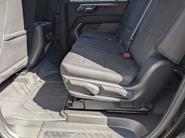 2026 Chevrolet Suburban LS - Photo 26