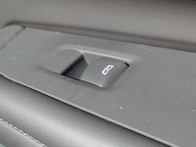 2026 Chevrolet Suburban LS - Photo 37