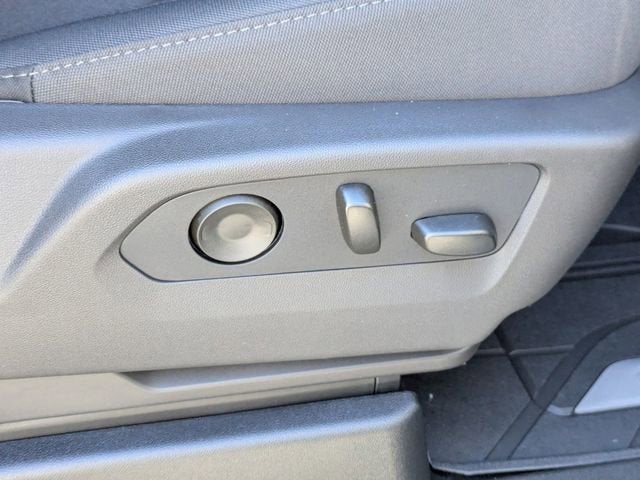 2026 Chevrolet Suburban LS - Photo 39