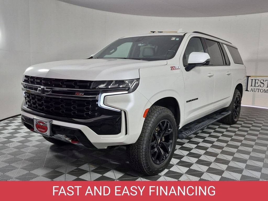 2022 Chevrolet Suburban Z71 - Photo 8