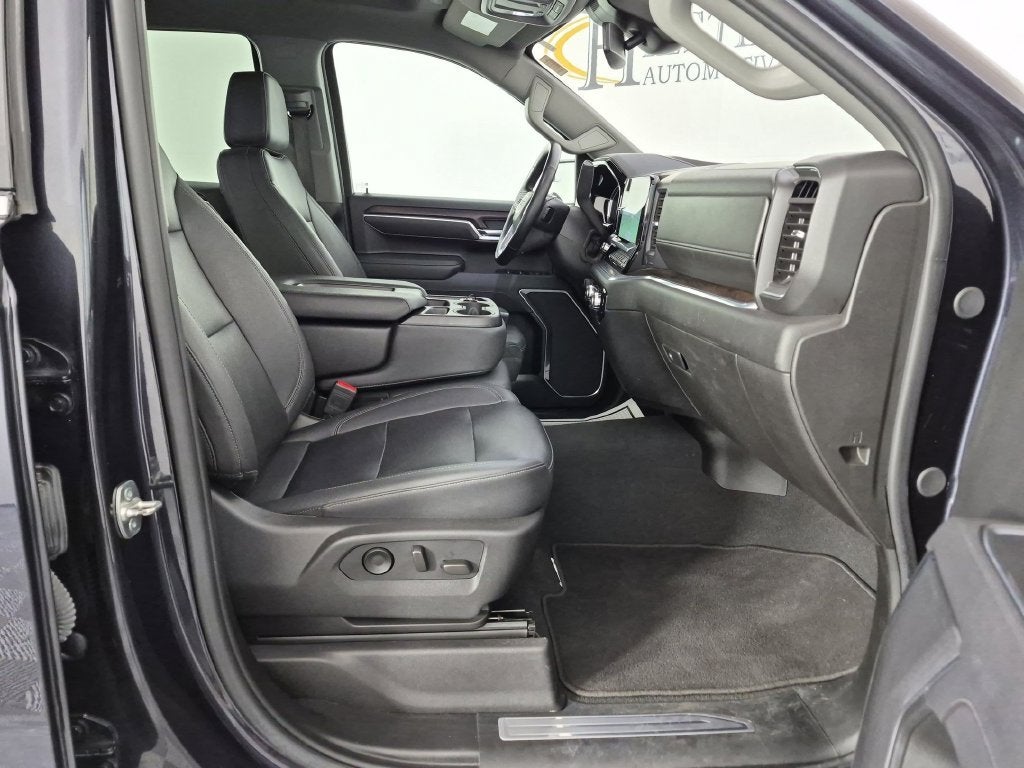 2025 GMC Sierra 1500 SLT - Photo 36