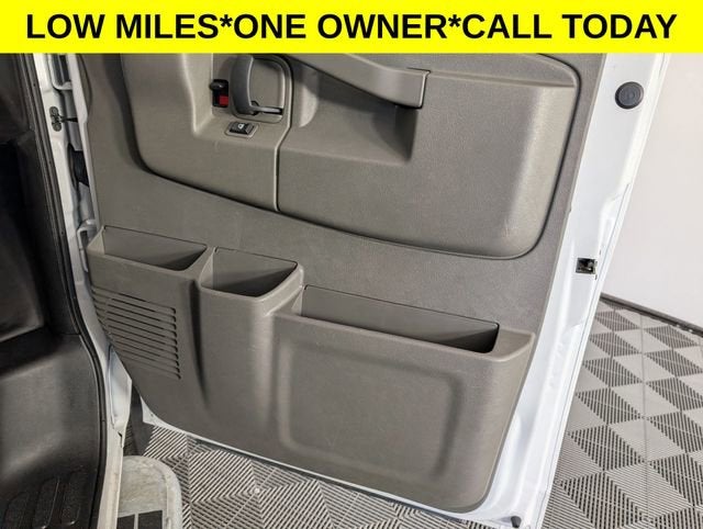 2024 GMC Savana Cargo 2500 Work Van