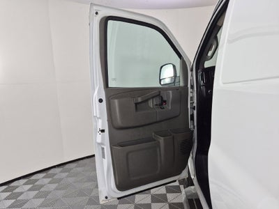 2022 GMC Savana Cargo 2500 RWD 2500 Regular Wheelbase Work Van