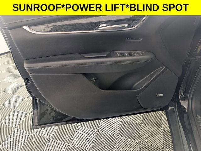 2020 Cadillac XT5 Premium Luxury