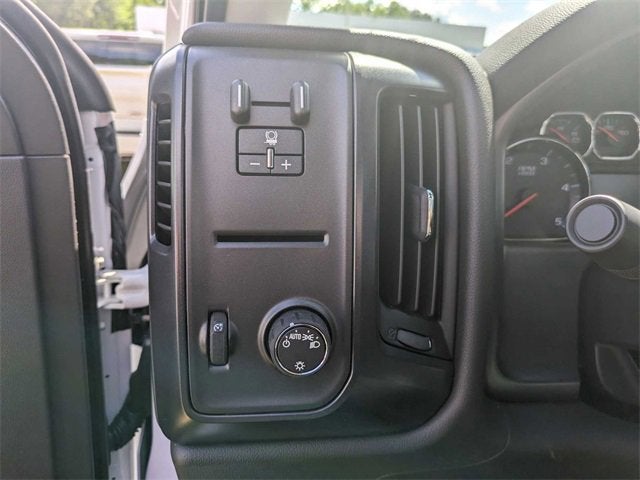 2024 Chevrolet Silverado 5500 HD Work Truck