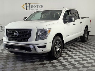 2024 Nissan Titan SV