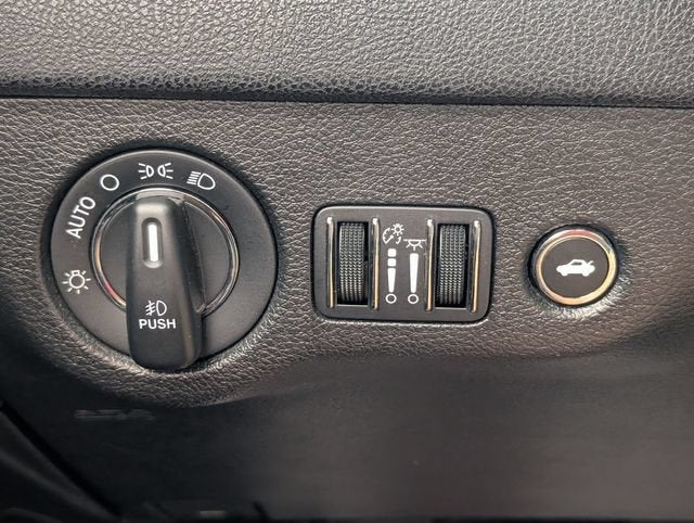 2021 Chrysler 300 300S