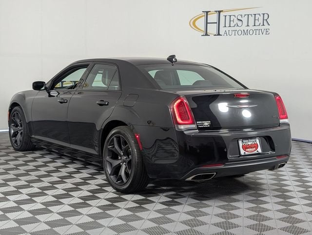 2021 Chrysler 300 300S