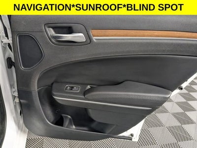 2016 Chrysler 300 300C Platinum