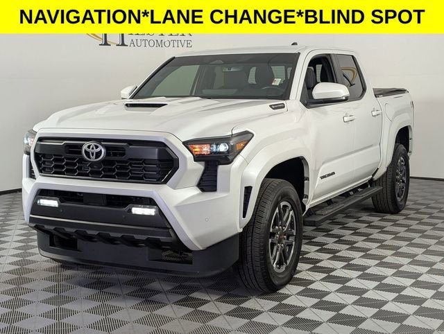 2024 Toyota Tacoma Hybrid TRD Sport 4WD