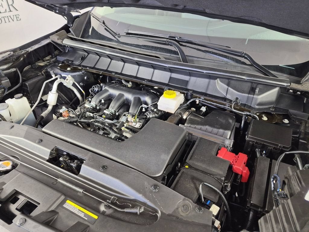 2025 Nissan Pathfinder SV FWD