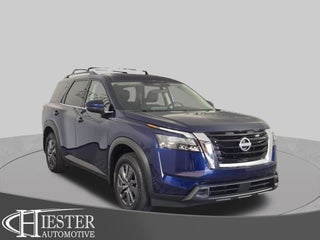 2025 Nissan Pathfinder SV FWD