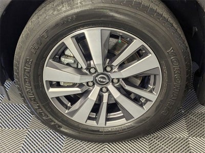 2022 Nissan Pathfinder SL