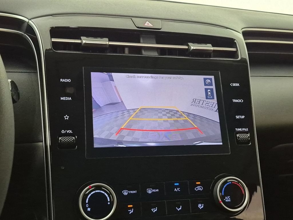 2024 Hyundai Tucson SE - Photo 25