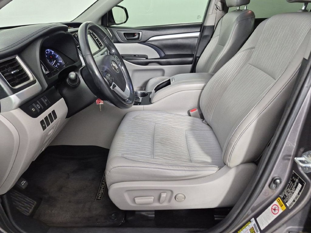2018 Toyota Highlander LE