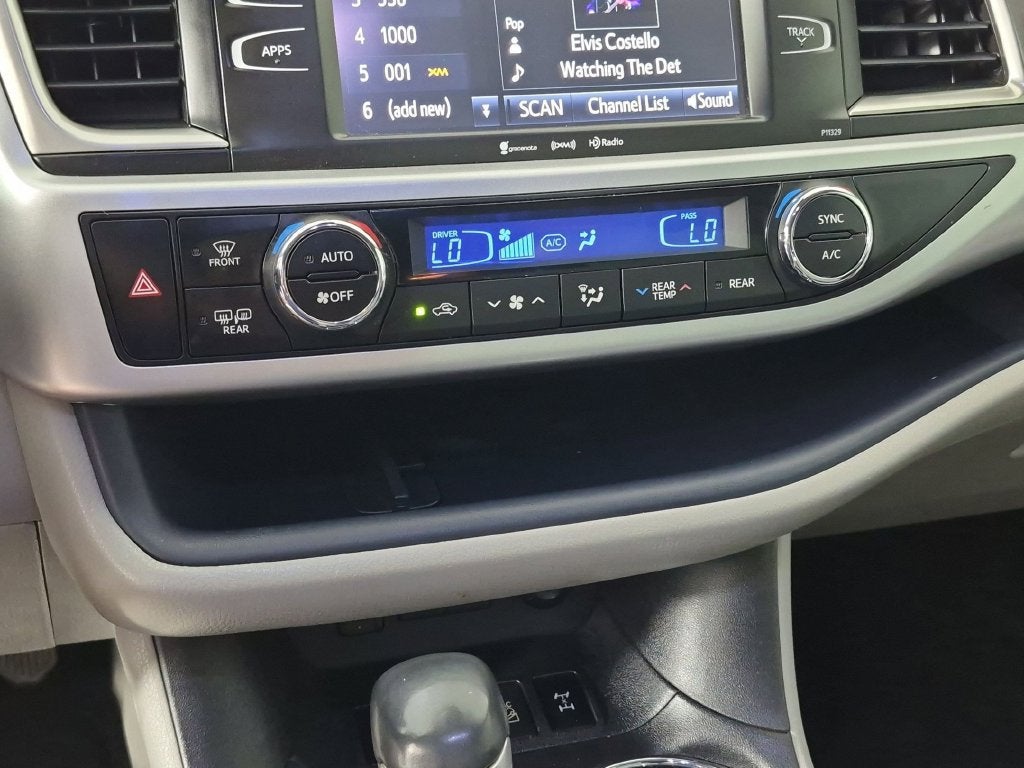 2018 Toyota Highlander LE
