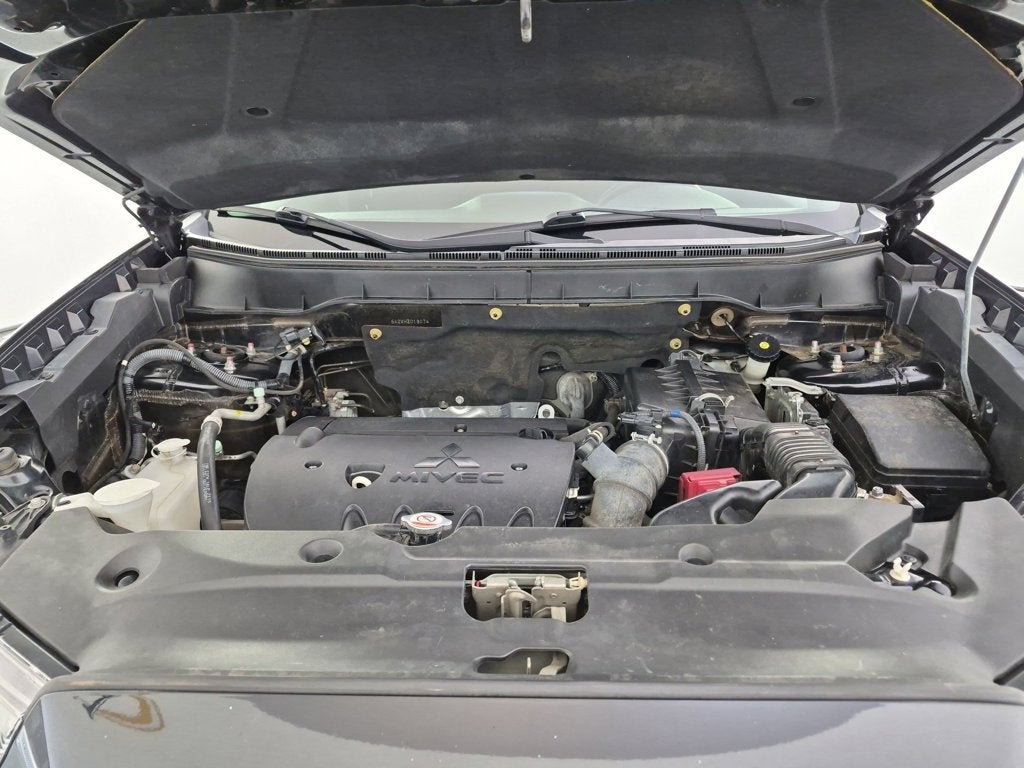 2017 Mitsubishi Outlander Sport ES - Photo 36