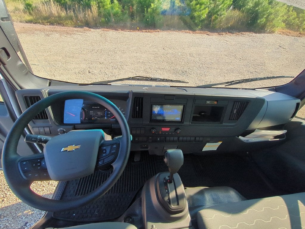 2025 Chevrolet Low Cab Forward 4500 HD NA
