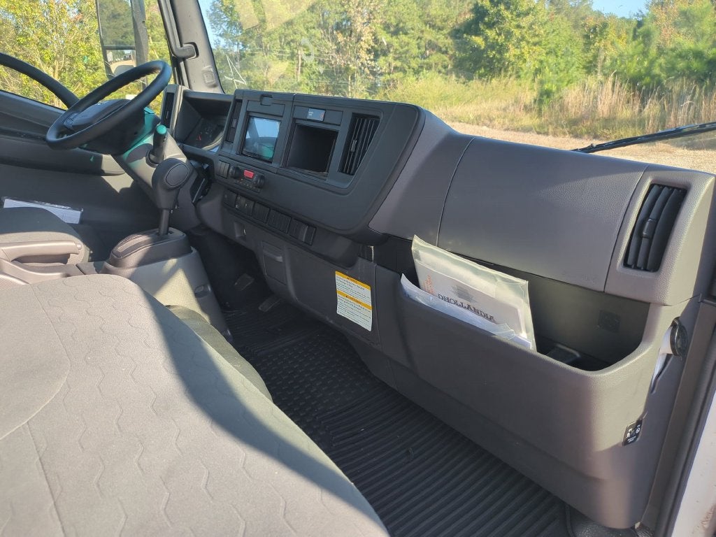 2025 Chevrolet Low Cab Forward 4500 HD NA