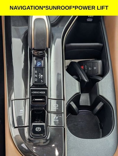 2025 Toyota Crown Signia Limited